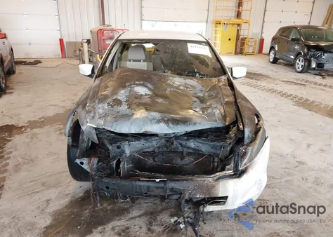 2010 Honda Accord 2.4 Lx from USA, damaged, VIN 1HGCP2F32AA079013